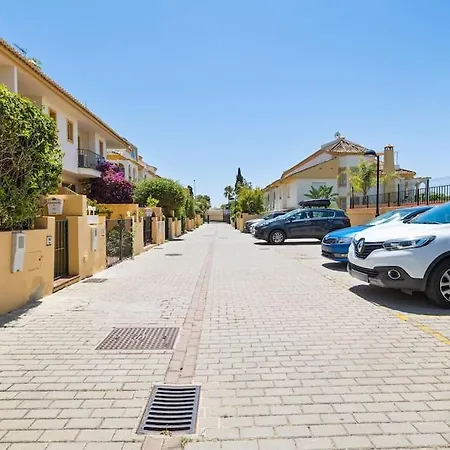 Costabella Townhouse Near The Apartment *